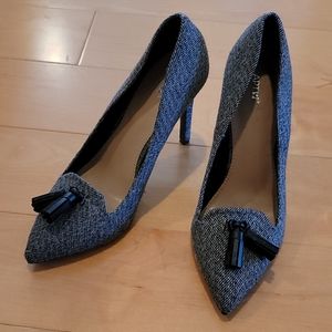 Stiletto heels closed toe